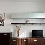 Manubella 5 Vani Con Giardino 아파트