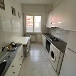 아파트 Manubella 5 Vani Con Giardino