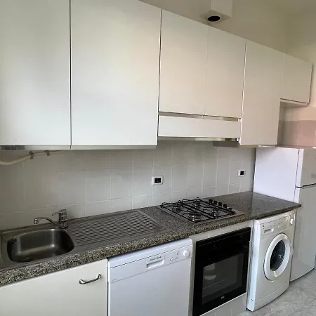 Manubella 5 Vani Con Giardino La Spezia