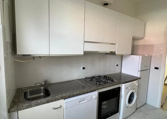 Manubella 5 Vani Con Giardino La Spezia