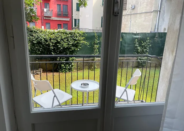 Manubella 5 Vani Con Giardino La Spezia